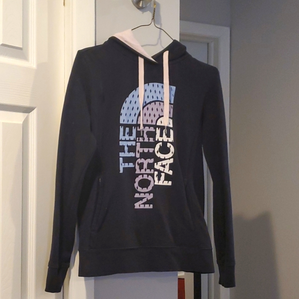 The Northface hoodie